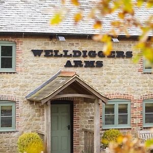 The Welldiggers Arms Bed and Breakfast Petworth Exterior photo