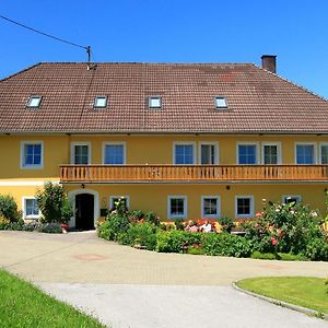 Hotel Ferienhof Am Landsberg Obergrünburg Exterior photo