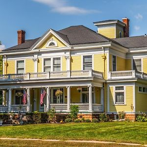 Ringling House Bed & Breakfast Bed and Breakfast Baraboo Exterior photo