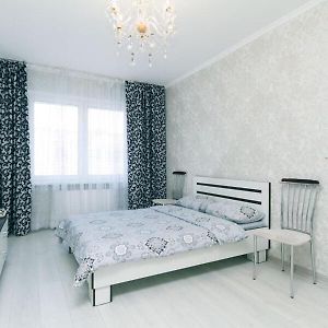 Apartamento 1 Вулиця Софії Русової Kiev Exterior photo