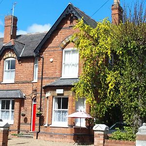 Telford House Bed and Breakfast Milton Keynes Exterior photo