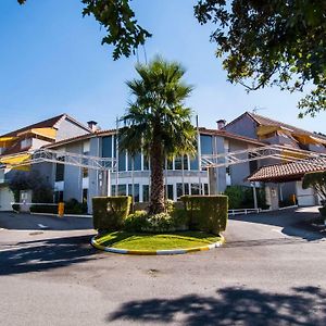 Motel Bracancún Aveleira Exterior photo