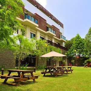 Apartamento One City One Vacation Farm Nantou Exterior photo