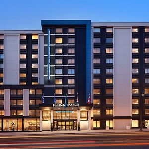 Fairfield Inn By Marriott Montreal Downtown Exterior photo