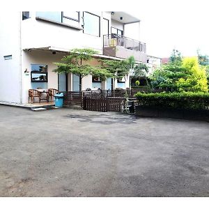 Mj'S Guesthouse Dog Lovers Lembang Exterior photo