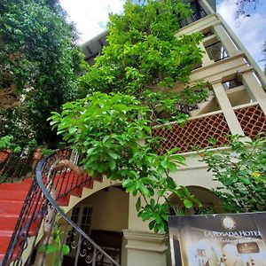 La Posada Hotel Laredo Exterior photo