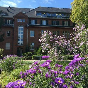 Hotel Gaeste- Und Tagungshaus Am Glockengarten Berlín Exterior photo