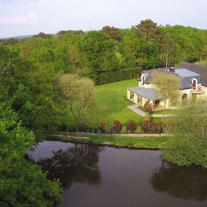 Le Petit Etang Bed and Breakfast La Trinité-Surzur Exterior photo