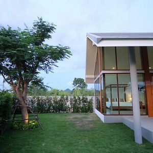 Proud Villa Hua Hin Resort Exterior photo