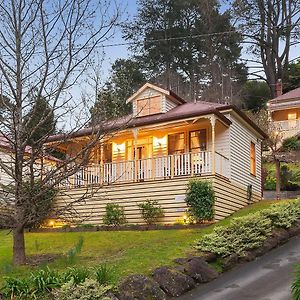 Charnwood Cottages In Warburton Exterior photo