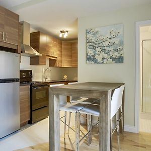 Modern 1Br In The Village By Sonder Montreal Exterior photo