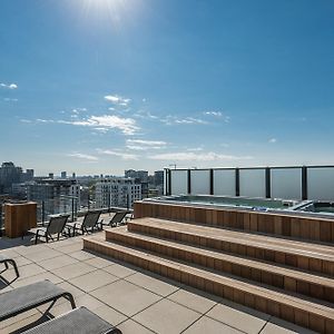 Apartamento Posh Studio In Old Montreal By Sonder Exterior photo