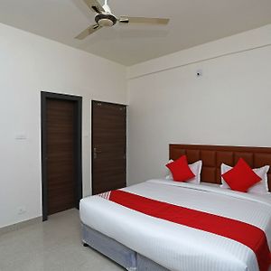 Hotel OYO 23251 Prime Residency Bhubaneswar Exterior photo