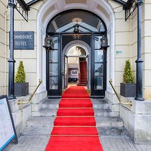 Commodore Hotel Cobh Exterior photo