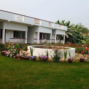 Samriddhi Banquet Garden & Resorts Baharampur Exterior photo
