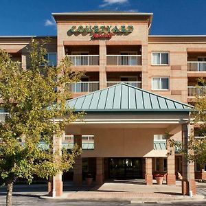 Hotel Courtyard Cleveland Independence Exterior photo