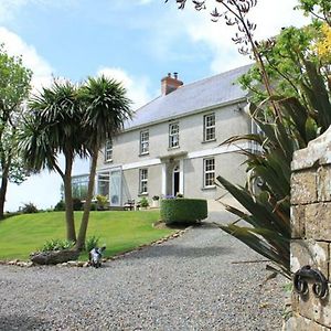 Ty Llwyd Bed and Breakfast Treffynnon Exterior photo