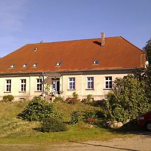 Apartamento Gutshaus Alt-Jargenow Alt Jargenow Exterior photo