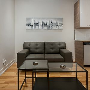 Apartamento Chic 1Br In Little Italy By Sonder Montreal Exterior photo