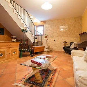 La Meridiana Bed and Breakfast Calitri Exterior photo