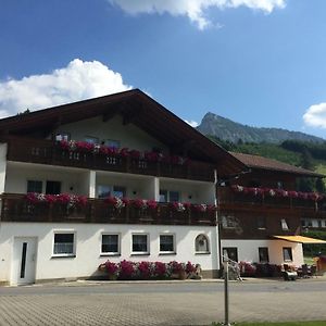 Hotel Gastehaus Reichle Tannheim Exterior photo