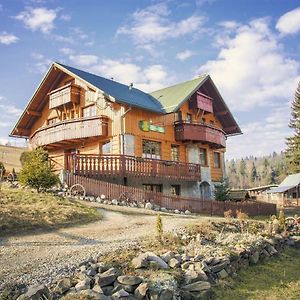 Hotel Penzión Dinda Stará ľubovňa Exterior photo