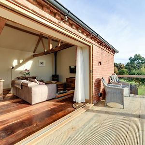 The Stables And Hayloft Villa Ledbury Exterior photo