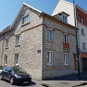 Apartamento Reims Porte De Paris Exterior photo