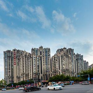 Taiyu Executive Apartment Qingxiu Exterior photo
