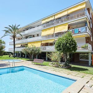 Beachfront Resort Apartment Castelldefels Exterior photo