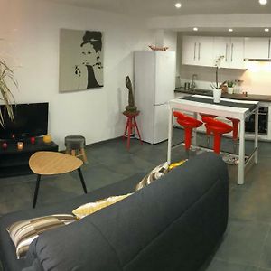 Appartement agréable et moderne - Rez de chaussée - Blainville Sur L'Eau Exterior photo