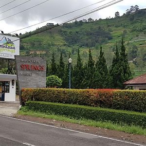 New Mountain Springs Hotel & Resort Bandung Exterior photo