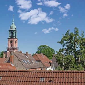 Apartamento Zimmer Und Aussicht Friedrichstadt Exterior photo