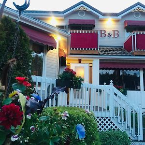 Auberge Maison Gagne Tadoussac Exterior photo