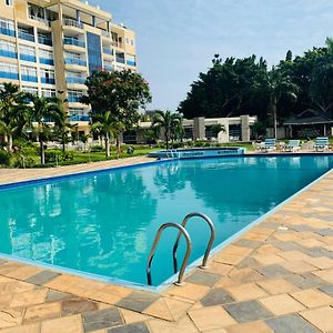 Tanga Beach Resort & Spa Exterior photo