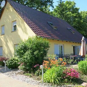 Apartamento Schoelzke'S Ferienhaus Ralswiek Exterior photo