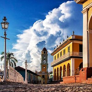 Hotel Haydee Y Evelio A&D La Popa Exterior photo