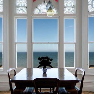 Apartamento Bellevue By The Bay - Luxury Beach Pad, Panoramic Sea Views Herne Bay Exterior photo