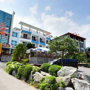 Gangchon Beautiful Pension Villa Chuncheon Exterior photo