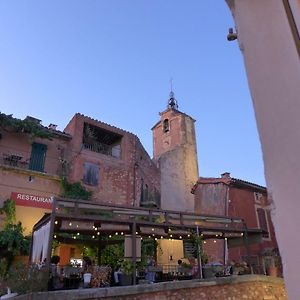 Hotel Maison D'Hotes Une Hirondelle En Provence Roussillon en Isere Exterior photo