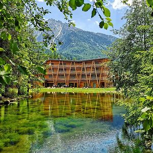 Au Charmant Petit Lac - Ecohotel Parc & Spa Champoluc Exterior photo