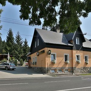 Hotel Tradice Pernink Exterior photo