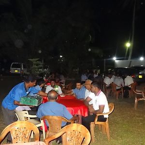 Shanketha Palace Hotel Negombo Exterior photo