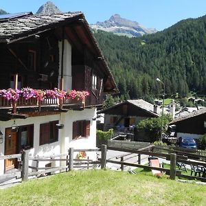 Le Vieux Rascard Chambres D'Hotes Champoluc Room photo