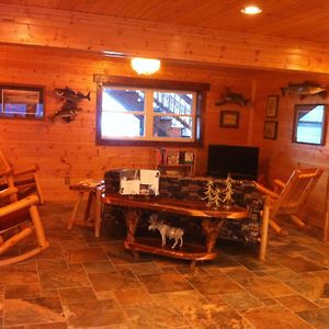Moose Track Adventures Resort Ely Exterior photo