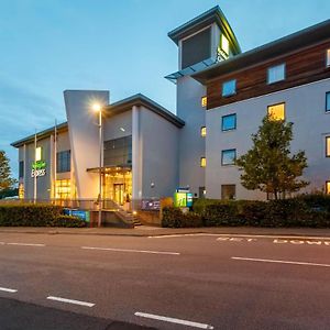 Holiday Inn Express Walsall M6, J10, An Ihg Hotel Exterior photo