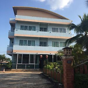 Hotel Sunshine Place Udon Thani Exterior photo