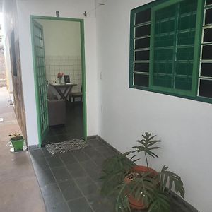Suite 02 - Privativa, Aconchegante E Independente Cuiabá Exterior photo