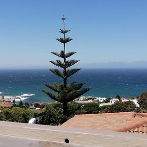 Apartamento Froggy At The Pond Simonʼs Town Exterior photo