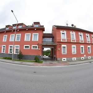 Hotel Casino Admiral Velenice - Gmünd Ceske Velenice Exterior photo